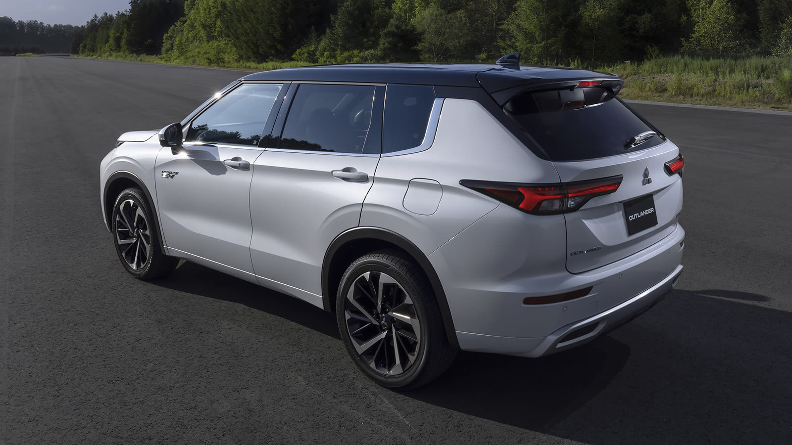 2023 Mitsubishi Outlander PHEV First Drive Review: Slightly